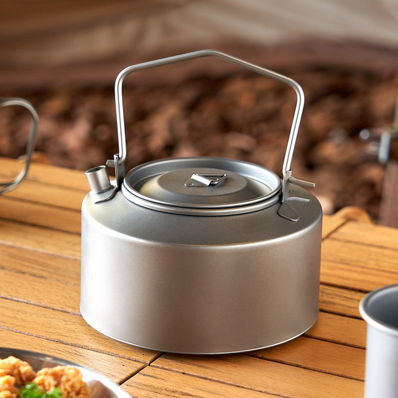 Camping Cooking Ware - แคมป์ปิ้งกาต้มน้ําทําอาหารกาต้มน้ําไทเทเนียม 980ml หม้อชากาแฟ Ultralight
