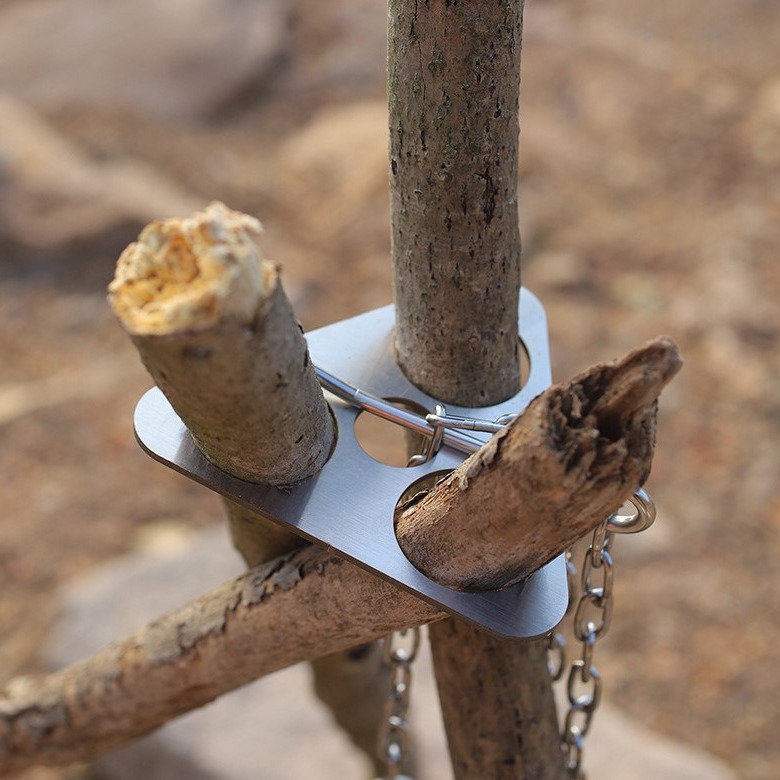 ขาตั้งสามขาสำหรับตั้งแคมป์ทำจา - Camping Cooking Pot Tripod บทวิจารณ์และราคา